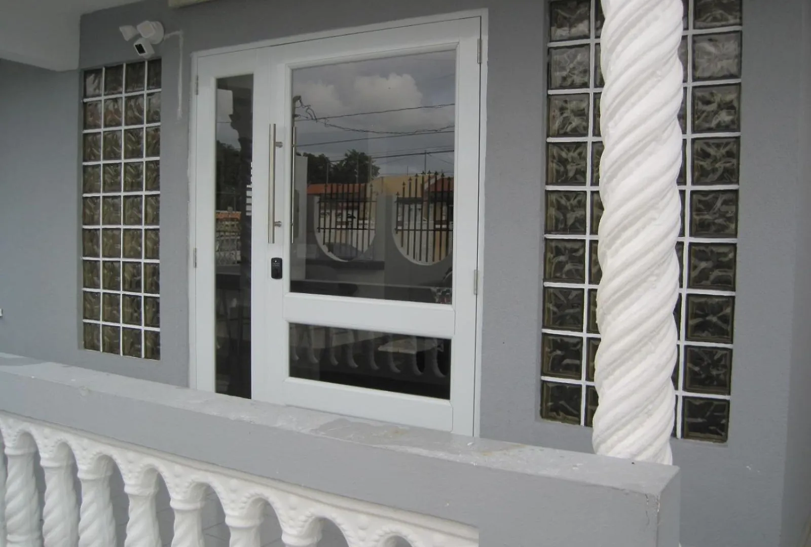דירה 2Bdr Private Home With Ac & Gated Parking - Luquillo Beach